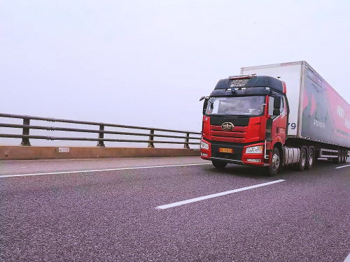 Huanyu Zhixing accelerates the commercial landing of self-driving trucks